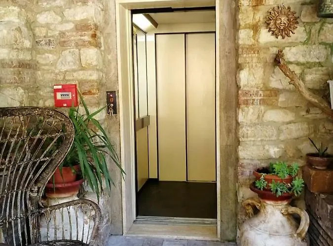 Ristorante Da Faustina * Sefro